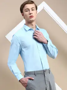 INVICTUS Standard Slim Fit Opaque Cotton Formal Shirt