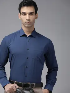 Van Heusen Men Slim Fit Opaque Formal Shirt