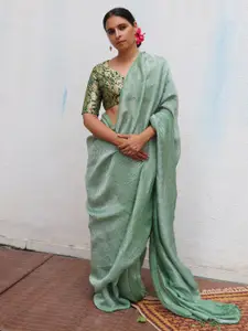 Chidiyaa Striped Zari Detailed Saree