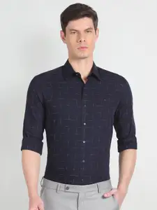 Arrow Tattersall Checks Slim Fit Grid Opaque Formal Shirt