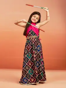 VASTRAMAY Girls Ethnic Printed Sequinned Ready to Wear Lehenga With Choli