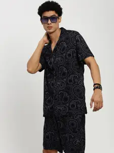 SHOWOFF Printed Cuban Collar Shirt & Shorts
