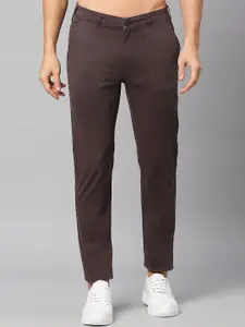 Roadster Men Brown Slim-Fit Mid-Rise Plain Cotton Chinos