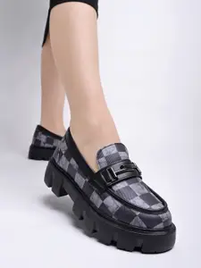 Shoetopia Women Printed Lightweight Horsebit Loafers