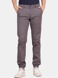 t-base Men Mid-Rise Joggers