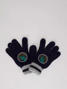 DeFacto Boys Printed Acrylic Hand Gloves
