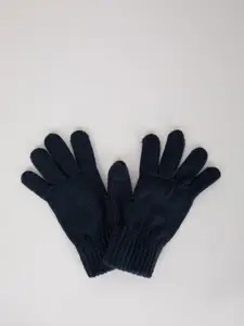 DeFacto Set Of 2 Solid Knitted Gloves
