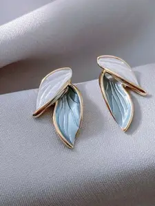 VAGHBHATT Gold-Plated Leaf-Shaped Stud Earrings