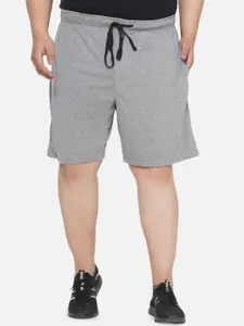 Santonio Men Mid-Rise Cotton Shorts