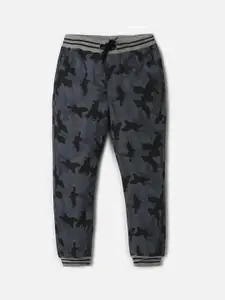 UrbanMark Boys Camouflage Printed Pure Cotton Joggers