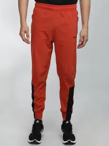 CHKOKKO Men Colourblocked Sports Joggers