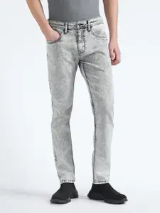 Flying Machine Men Tapered Fit Low Distress Heavy Fade Cotton Stretchable Jeans