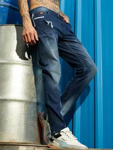 Campus Sutra Men Smart Mildly Distressed Light Fade Cotton Stretchable Jeans