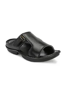 IVRAH Men Textured Comfort Sandals