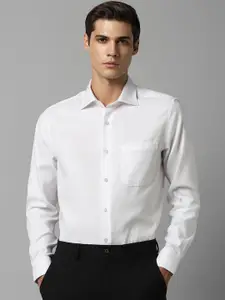 Louis Philippe Classic Spread Collar Long Sleeves Pure Cotton Formal Shirt
