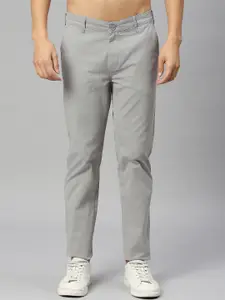 Roadster Men Grey Slim-Fit Trousers
