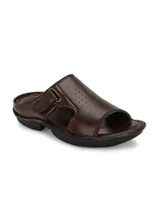 IVRAH Men Textured Comfort Sandals