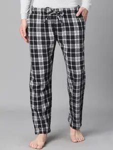Oxolloxo Men Checked Cotton Mid Rise Lounge Pant