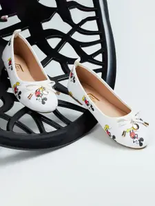 Fame Forever by Lifestyle Girls Mickey Mouse Printed Bow Detailed Round Toe Ballerinas