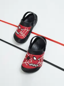 Fame Forever by Lifestyle Boys Spiderman Applique Clogs