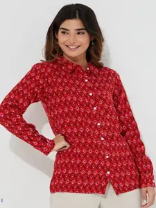 Aila Geometric Printed Cuffed Sleeves Cotton Shirt Style Top