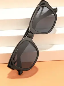 HAUTE SAUCE by  Campus Sutra HAUTE SAUCE by Campus Sutra Women Black Lens & Black Wayfarer Sunglasses with Polarised Lens