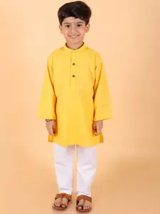 BAESD Boys Yellow Printed Regular Kurta with Pyjamas