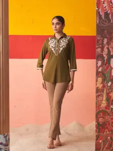 Lakshita Green Floral Embroidered Shirt Collar Thread Work Thread Work Panelled Kurti