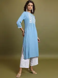 Vishudh Ethnic Motifs Yoke Design Mandarin Collar Panelled Thread Work Straight Kurta