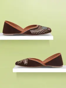 Picktoes Ethnic Embroidered Square Toe Velvet Mojaris