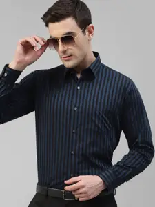 Hancock Modern Slim Fit Vertical Striped Spread Collar Pure Cotton Formal Shirt