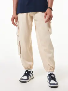Bewakoof Heavy Duty 1.0 Men Super Loose Fit Cargo Joggers