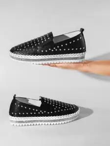 THE WHITE POLE Women Black Loafers