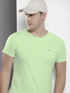 Tommy Hilfiger Solid Slim Fit T-shirt