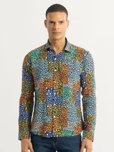 Snitch Blue Classic Slim Fit Abstract Printed Casual Shirt