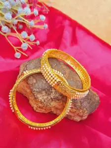 Crunchy Fashion Crunchy Set Of 2 Gold Plated Beaded Bangles