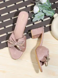 Gibelle Peach-Coloured Embellished Ethnic Block with Bows