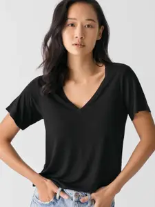 COLOR CAPITAL Pack Of 3 V-Neck Short Sleeves Regular T-shirt