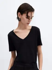 COLOR CAPITAL Pack Of 5 V-Neck Short Sleeves Regular T-shirt
