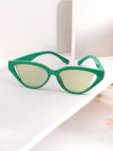 JOKER & WITCH Women Green Lens & Green Cateye Sunglasses with UV Protected Lens