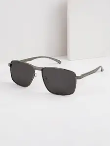 JOKER & WITCH Men Grey Lens & Silver-Toned Wayfarer Sunglasses