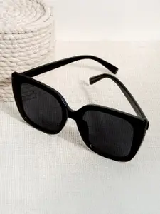 JOKER & WITCH Women Black Lens & Black Wayfarer Sunglasses with UV Protected Lens