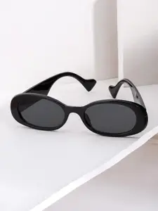 JOKER & WITCH Women Black Lens & Black Rectangle Sunglasses with UV Protected Lens