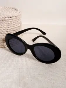 JOKER & WITCH Women Black Lens & Black Round Sunglasses with UV Protected Lens