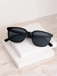 JOKER & WITCH Women Black Lens & Black Wayfarer Sunglasses with UV Protected Lens