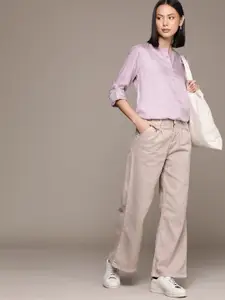 Roadster Mandarin Collar Roll-Up Sleeves Casual Shirt