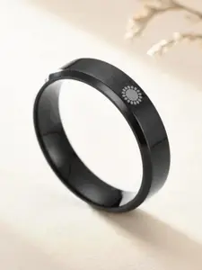 The Roadster Lifestyle Co. Men Black Sun Signet Stainless Steel Finger Ring