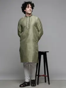 MAAHI FABS Geometric Woven Design Mandarin Collar Thread Work Straight Kurta