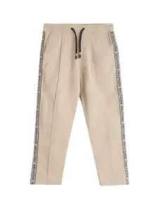 Tommy Hilfiger Boys Mid-Rise Cotton Trousers