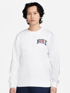 Nike Club Fleece Long-Sleeve Crew-Neck Sweatshirt